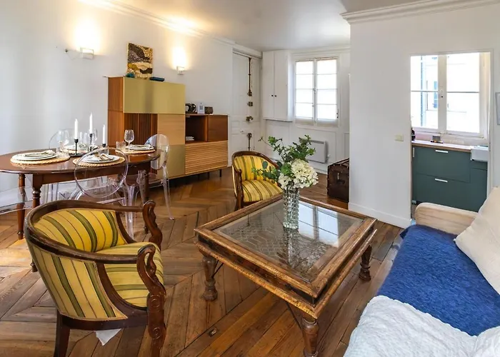 Apartment Haussmannien Etoile Paris